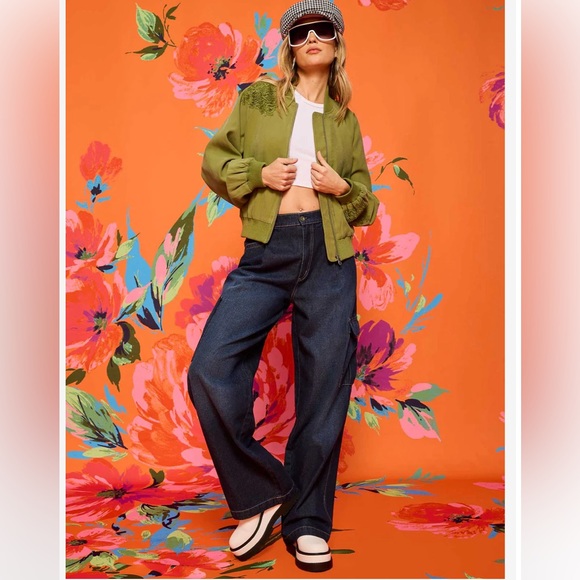 🩶NWT Jessica Simpson Embroidered Light Bomber Jacket in Light Grey - Picture 12 of 14